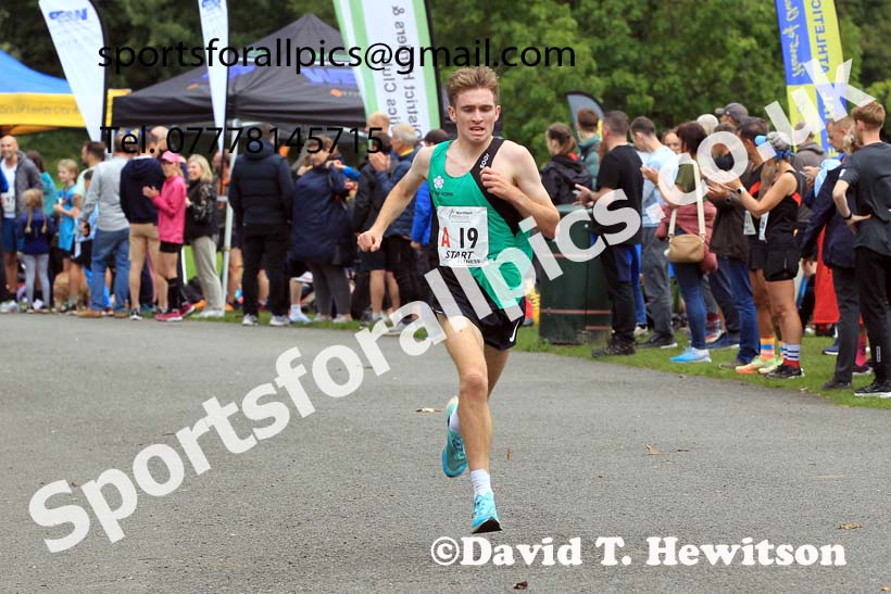 Senior mens Northern 6 Stage Relay, 2023 Northern 6 and 4 Stage Relays and Youngsters, Birkenhead Park, Wirral.  Photo: David T. Hewitson/Sports for All Pics